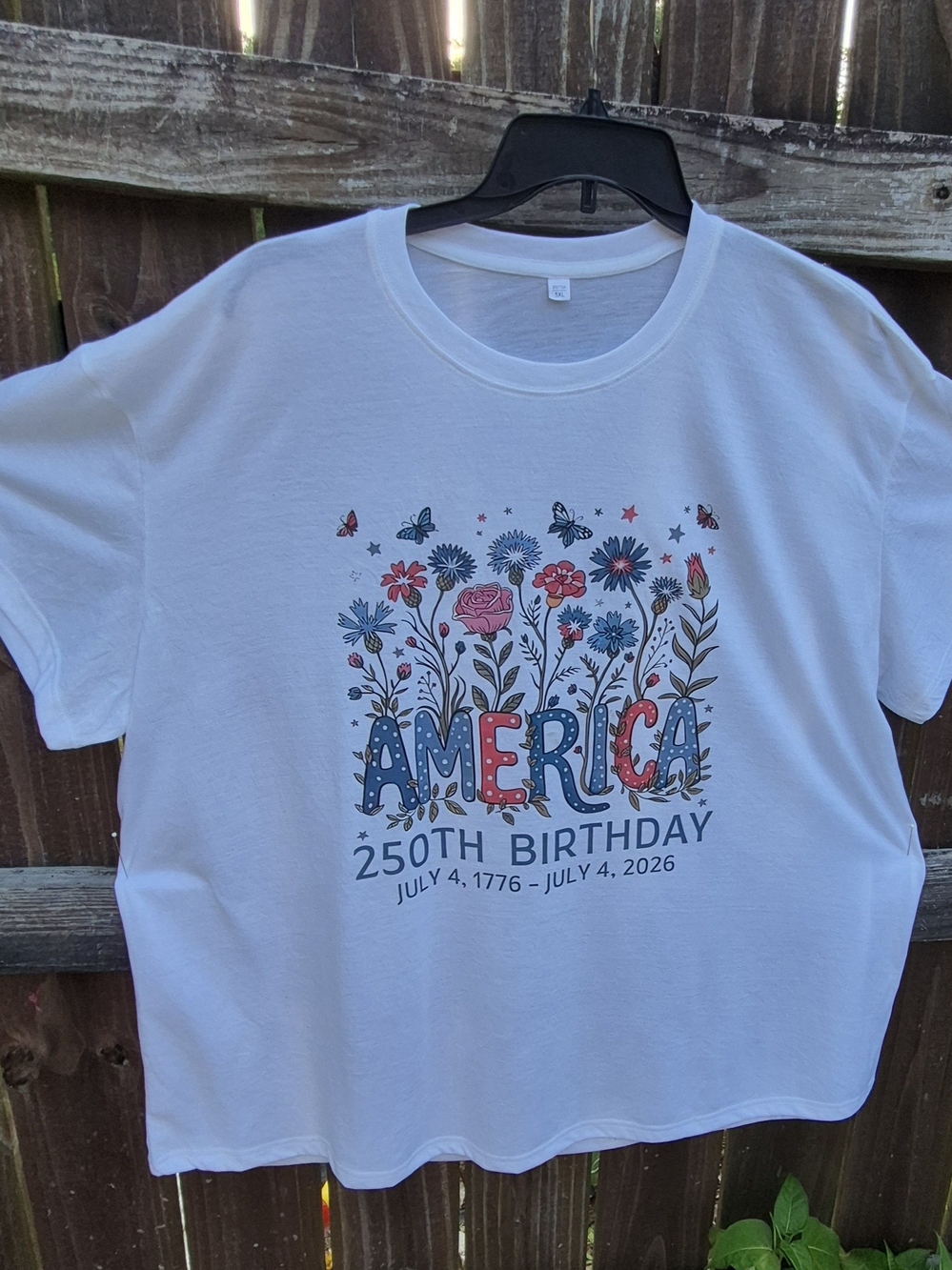America 250th Birthday Floral Graphic Tee - White Women 5XL